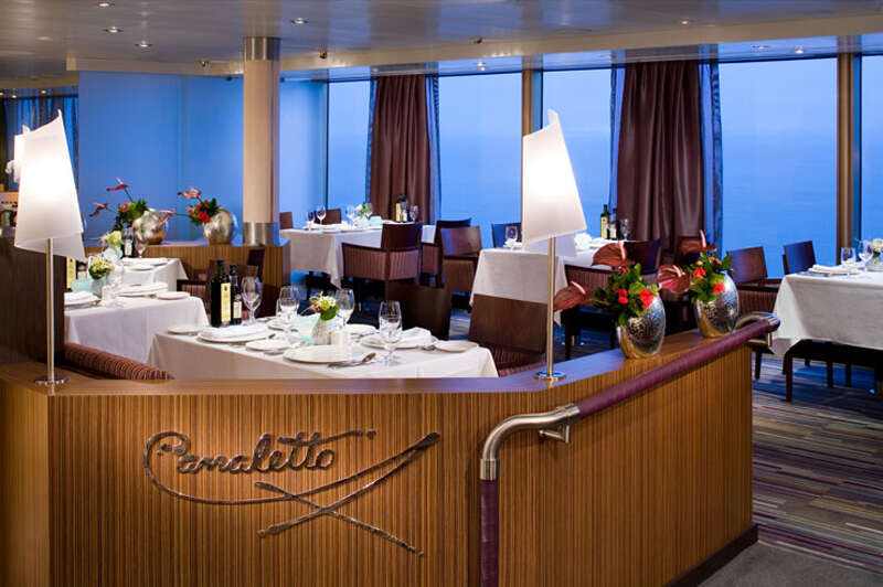 Круизный лайнер Eurodam